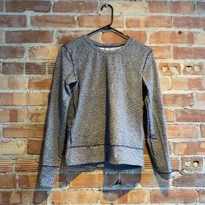 lululemon black and white long sleeve